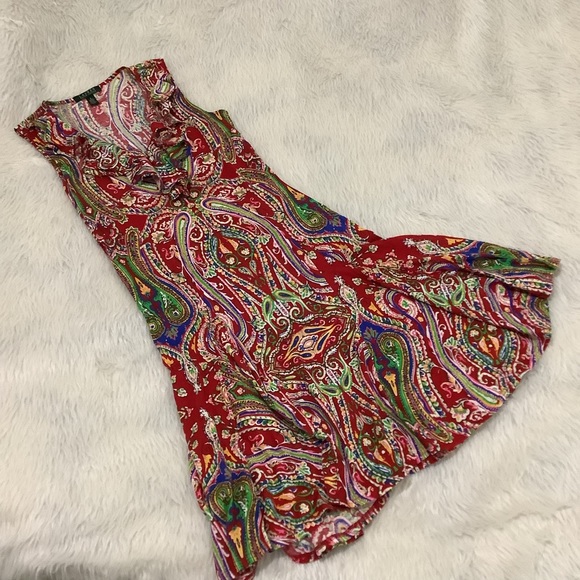 Lauren Ralph Lauren Dresses & Skirts - Lauren Ralph Lauren women’s red paisley sleeveless ruffle summer knit dress S
